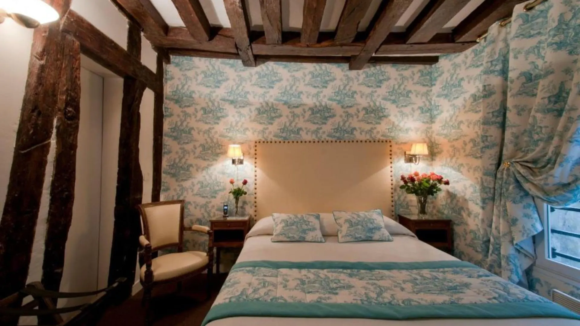 Relais Du Vieux Hotel