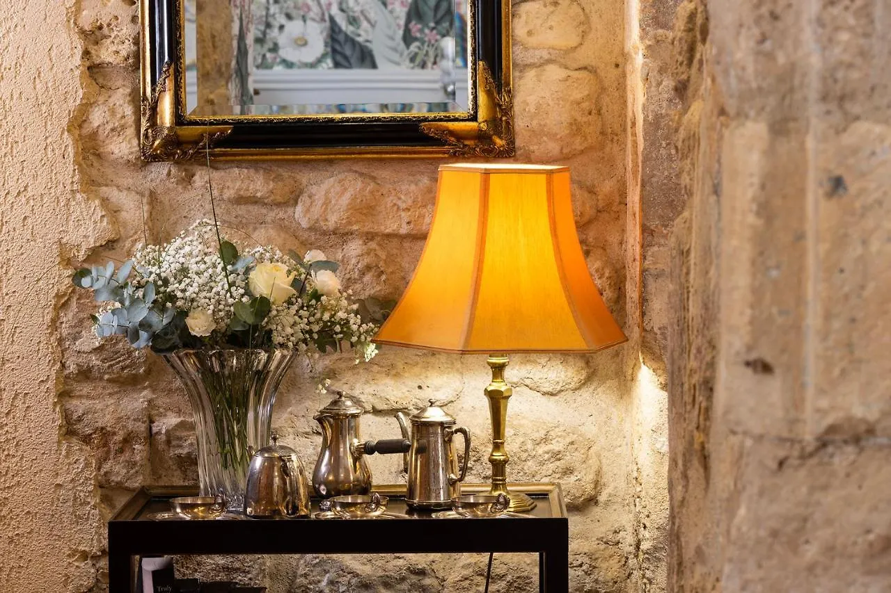 Relais Du Vieux 4* París